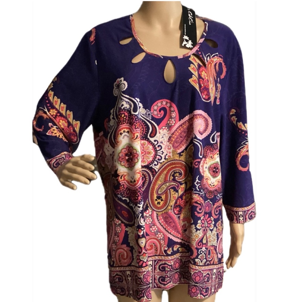 CSC STUDIO TUNIC TOP NWT PAISLEY PRINT